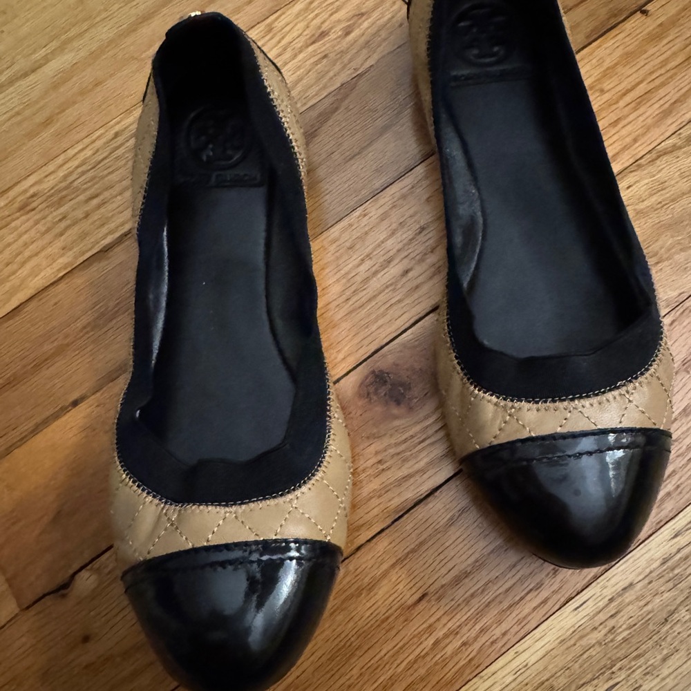 Women's Black and Tan Quilted Tory Birch Flats